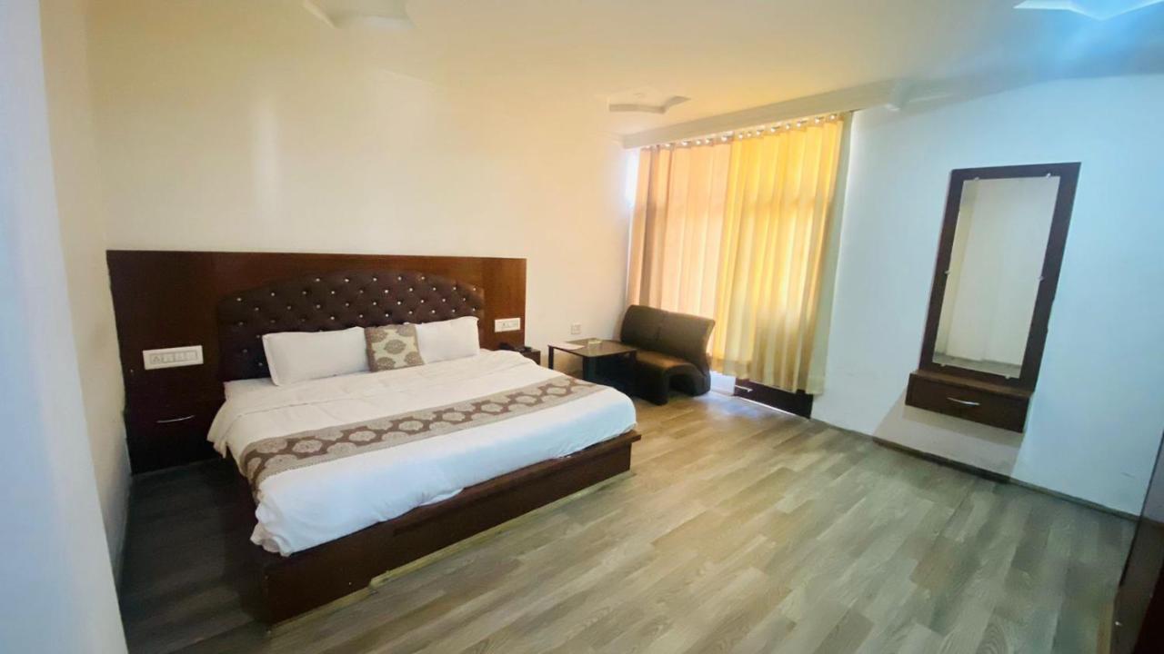 Hotel Purnima Riverside Kasol Kültér fotó