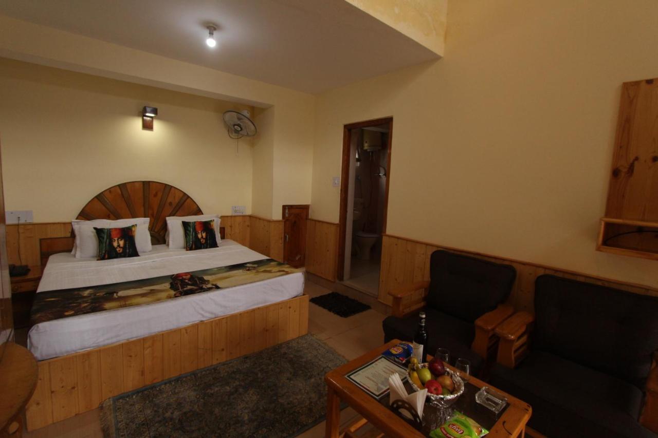Hotel Purnima Riverside Kasol Kültér fotó