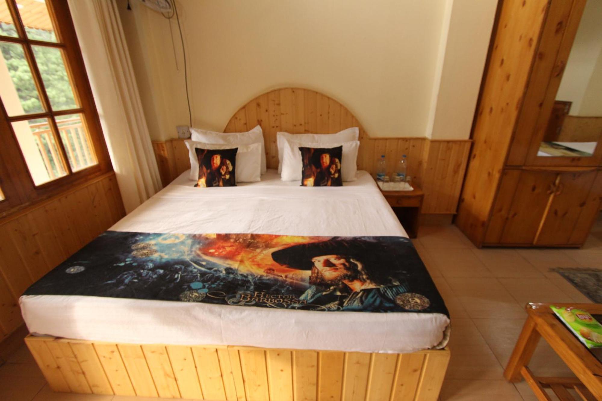 Hotel Purnima Riverside Kasol Kültér fotó