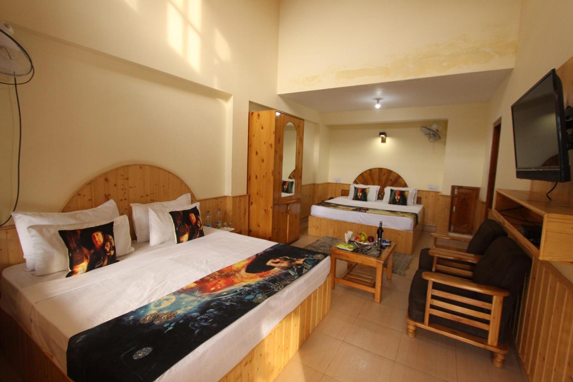 Hotel Purnima Riverside Kasol Kültér fotó